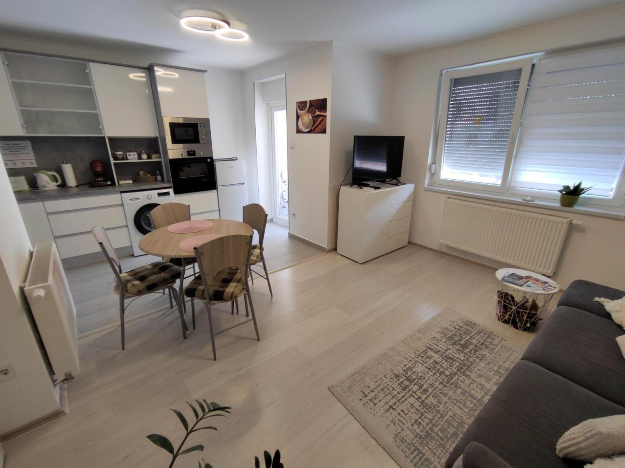 Blankapartman Mohacs Luaran gambar